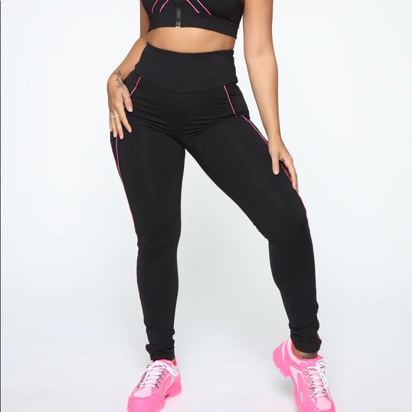 Fashion Nova Sport Leggings - Picture 3 of 4